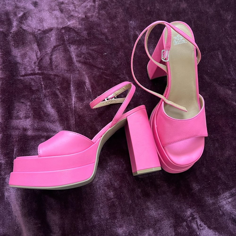 Wild Fable Hot Pink Tall Platform Memory Foam Heels